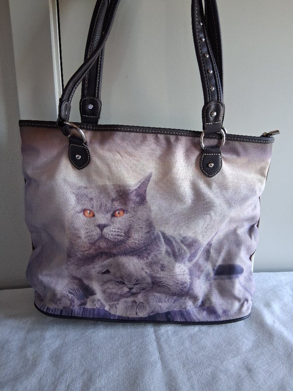 Montana West Cat Tapestry Bucket Tote Shoulder Bag Purse Studded leather handles